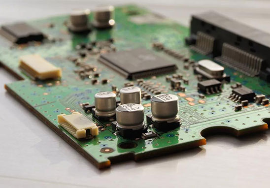 PCB制板工藝中的過孔塞油是什么意思？